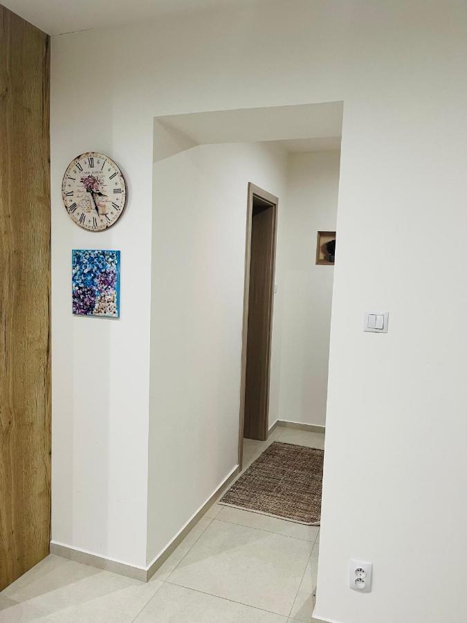 Sparrow Apartmens - Vrabcia Ulica 9, Košice Exterior foto